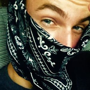 Meet your Posher, Andrew